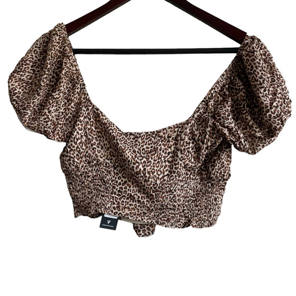 Lulus‎ Top Women XS Brown Tie V-Neck Short Sleeve Animal Print Crop Smock NWT - Picture 3 of 9